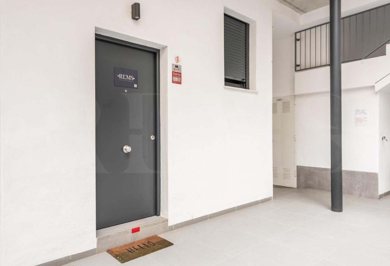 Intimate And Quiet Apartment - Center Малага Экстерьер фото